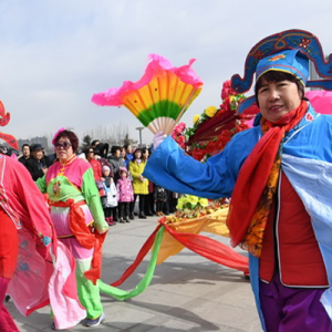 民間文藝團隊鬧元宵，鬧得紅火！