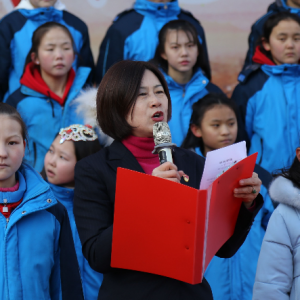 新疆博樂市第五中學2019元旦臉譜藝術狂歡節拉開帷幕