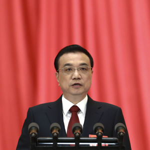 李克強(qiáng)：繼續(xù)深化國防和軍隊(duì)改革 深入開展“雙擁”活動(dòng)