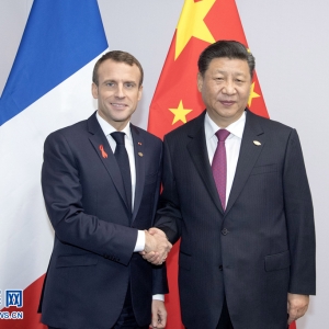 習近平會見法國總統馬克龍