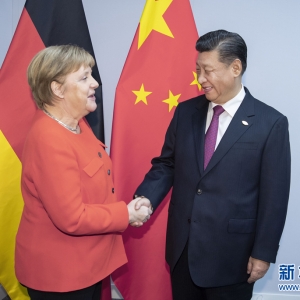 習近平會見德國總理默克爾