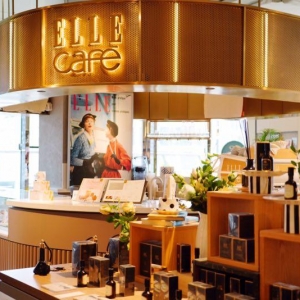 上海三聯書店READWAY開進淮海路，亮眼的不止ELLE CAFé、網紅螺旋樓梯