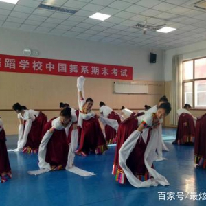 學習舞蹈動作怎樣能學得快些