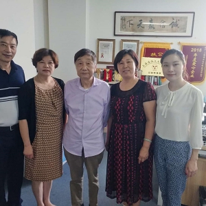 劉松林會長慰問團體會員上海韋毓醫療器械有限公司、上海偉方電子科技有限公司
