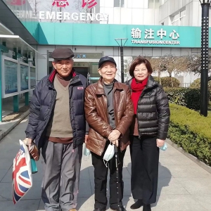 常務(wù)副秘書長徐翠華驅(qū)車赴南通探望劉松林會長拜早年